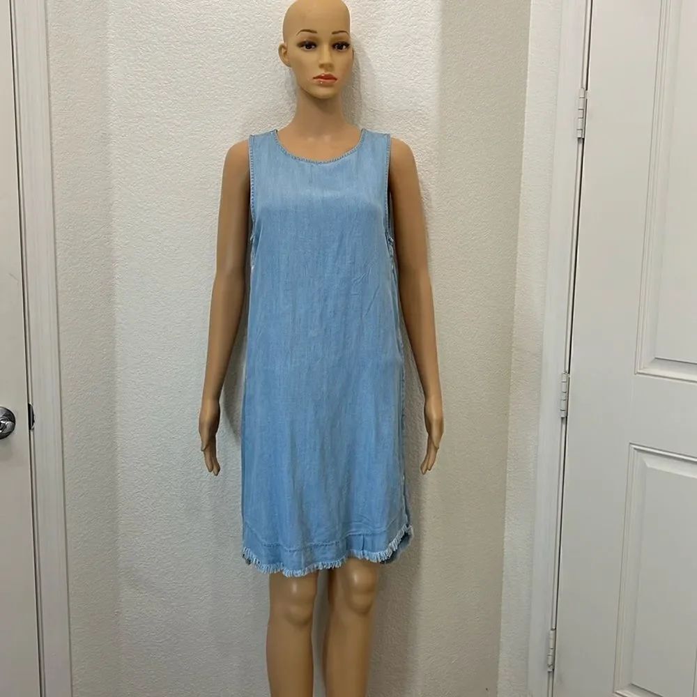 Chelsea & Theodore Woman’s Dress Sz Small Sleeveless Blue Unfinished Hem Midi